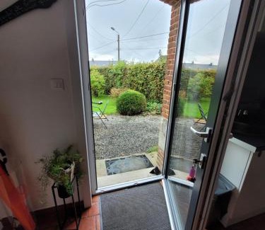Wignehies Apartment | Studio Bienvenue du côté de chez nous avec jardin privatif