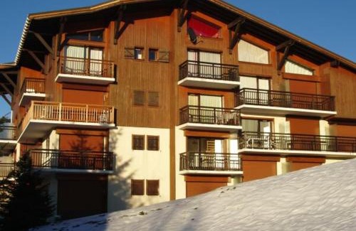 Notre-Dame-de-Bellecombe Apartment | Studio calme avec terrasse jardin et parking - 4 pers. - FR-1-505-11