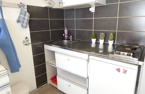 Piau Engaly Apartment | Studio cabin for 6 with balcony, south exposure, Club Engaly II