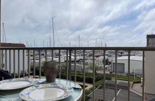 Gruissan Apartment | Studio cabine 4 pers. à Gruissan avec parking et clim - FR-1-229-895