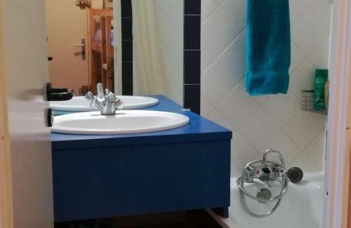 Cap d'Agde Apartment | Studio cabine avec piscine, parking, climatisation, proche plage - FR-1-723-30