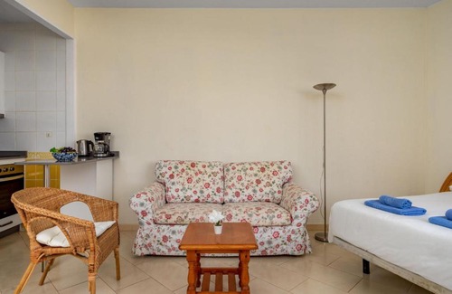 Cabopino Apartment | Studio Cabopino-2 by Interhome