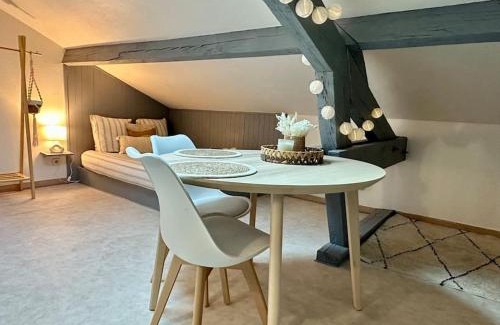 Bourg-en-Bresse Apartment | Studio Calme et Cosy -Gare-