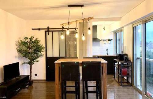 Hyeres City Centre Apartment | Studio centre de Hyeres pour 4 personnes piscine et tennis