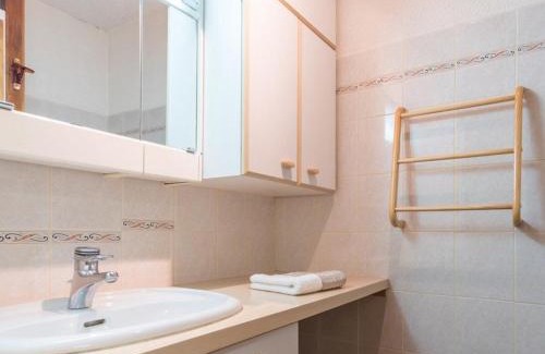 Saint-Chaffrey Apartment | Studio chaleureux avec balcon à Serre-Chevalier, parking et casier à ski – 4 personnes - FR-1-330E-3