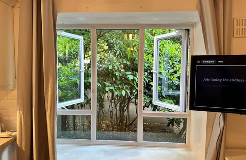 Newham Apartment | Studio Close to Excel Centre