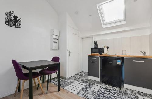 Charleville-Mezieres Apartment | Studio confortable avec parking