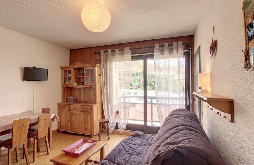 La Toussuire Apartment | Studio cosy à 30m des pistes, cœur de station, bien équipé pour 4 personnes - FR-1-416-185