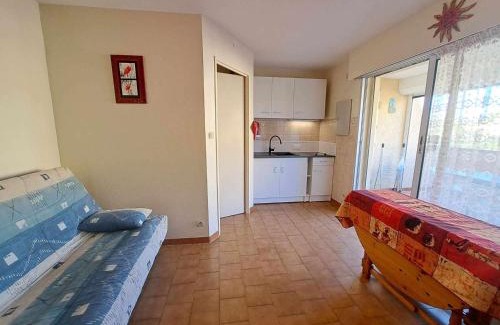 Marseillan Plage Apartment | Studio cosy 4 pers avec terrasse, parking sécurisé, proche commerces à Marseillan - FR-1-326-591