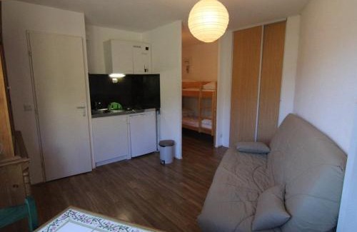 Eclose-Est Apartment | Studio cosy 4 pers, Huez - Pieds des pistes, Proche commerces et Alpe Express - FR-1-405-334
