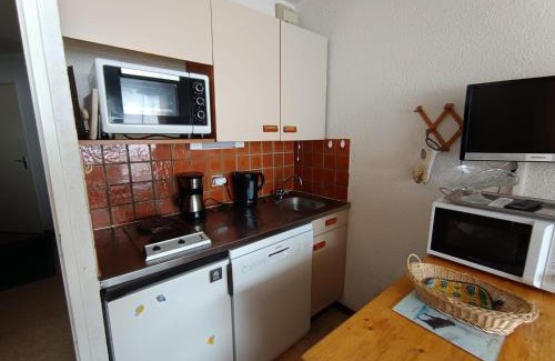 Montgenevre Apartment | Studio cosy au pied des pistes pour 4 pers. avec balcon plein sud - Animaux acceptés - FR-1-445-112