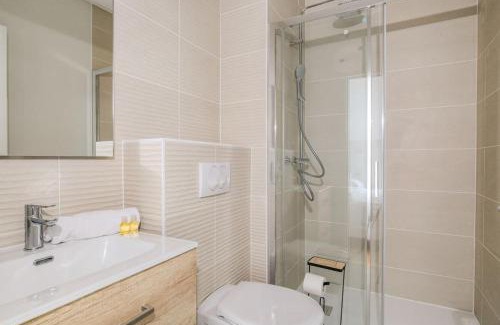 Vassieux - Crepieux Apartment | Studio cosy & climatisé , Caluire, proche de Lyon