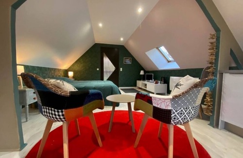Saint-Pierre-de-Mailloc Apartment | Studio du Point de Vie