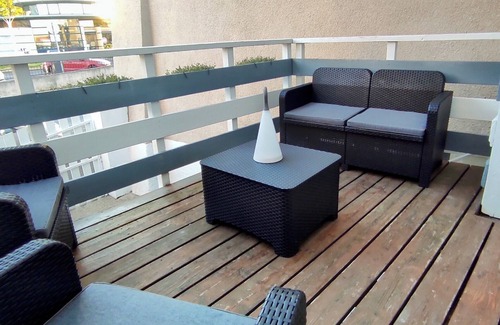 Lempdes Apartment | Studio Duplex Avec Terrasse Ombragée