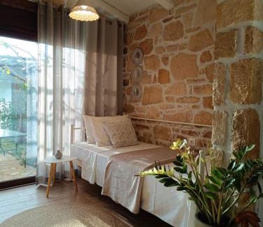 Faistos Apartment | Studio Eleni - Oasis holiday houses