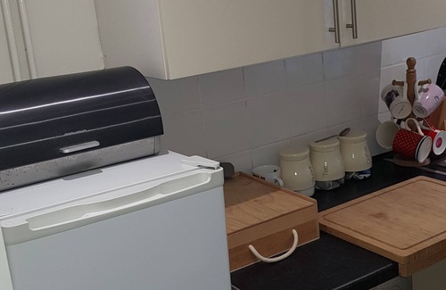 Seisdon Apartment | Studio flat in Kings Heath