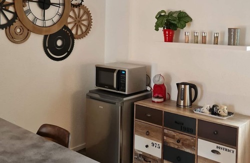 La Roche-sur-Yon Apartment | studio for 2 adults and 1 child with heated swimming pool, secure, parking