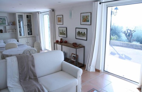 Saint-Andre-de-la-Roche House | Studio - Saint-André-de-la-Roche