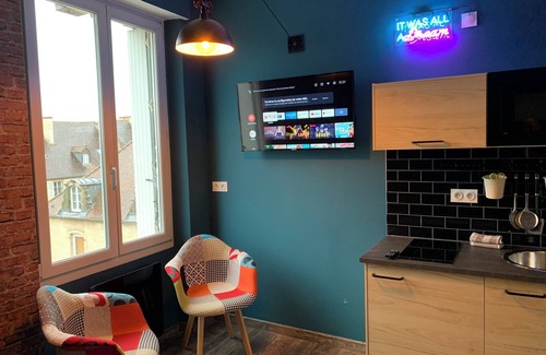 Dole Apartment | ★ Studio Grévy ★ fully equipped - Heart of downtown - Wifi fiber - Netflix
