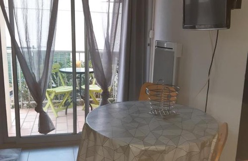 Balaruc-les-Bains Apartment | studio idéalement situé tout confort avec jardinet privatif