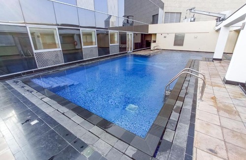 Bur Dubai Apartment | Studio in DIFC that Sleeps 4 Comfortably