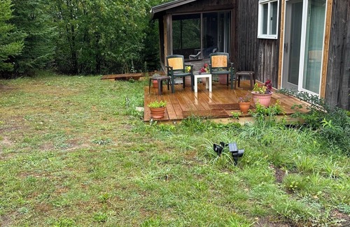 Lake Leelanau Apartment | Studio in Lake Leelanau with outside entrance, king bed, & WiFi