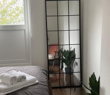 West Kensington Apartment | Studio in the heart of London
