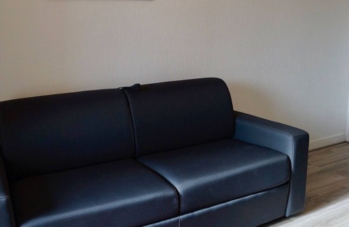 Rueil-Malmaison Apartment | Studio l'Orchidée Mobility lease (1 to 10 months)