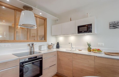 Carnac Apartment | Studio La Cormorane-6 by Interhome