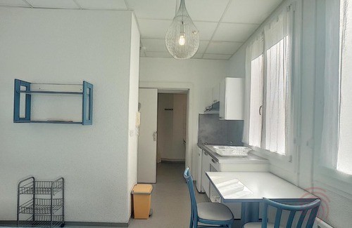 Lamalou-les-Bains Apartment | Studio Lamalou-les-Bains, 1 pièce, 2 personnes - FR-1-451-47