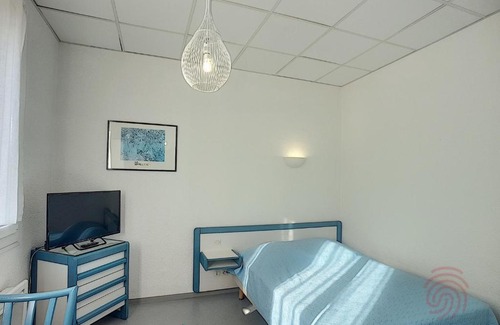 Lamalou-les-Bains Apartment | Studio Lamalou-les-Bains, 1 pièce, 2 personnes - FR-1-451-47