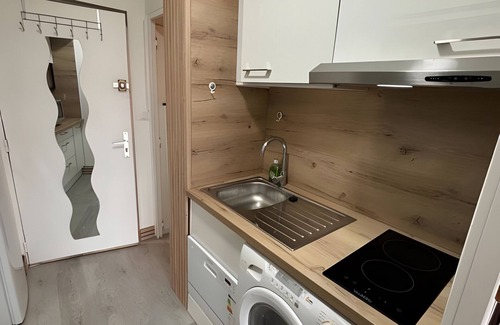 Saint-Etienne-en-Devoluy Apartment | Studio "Le 27" with Mountain View, Balcony, and Wi-Fi