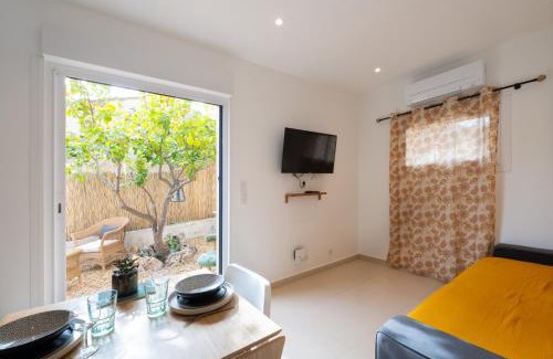 La Croix-Valmer Apartment | Studio Le Citronnier