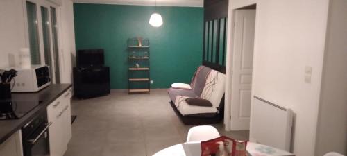 Pont-d'Ain Apartment | Studio Les Ecureuils