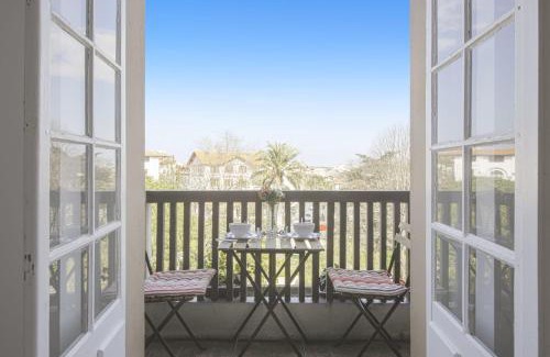 Hendaye Apartment | Studio Limpo - Welkeys