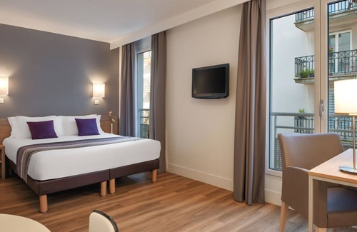 Arsenal Apartment | Studio Located Between Bastille Marais With Aircon
