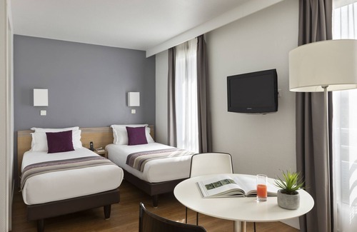 Arsenal Apartment | Studio Located Between Bastille Marais With Aircon