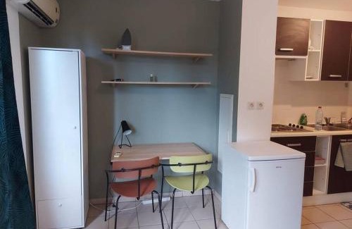 Saint-Denis Apartment | Studio Macadamia