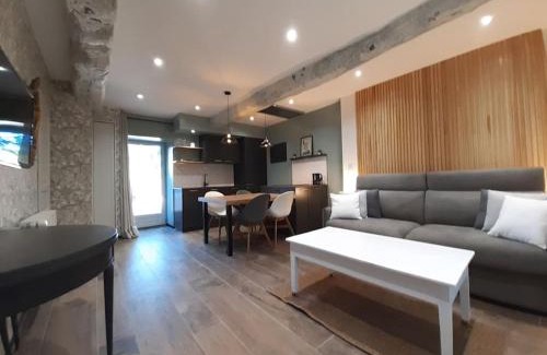 La Baussaine House | Studio meublé avec terrasse axe Rennes Saint Malo