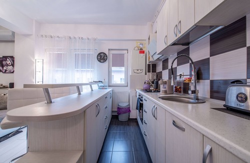 Chiajna Apartment | Studio Militari Residence M1