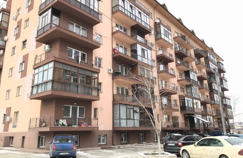 Chiajna Apartment | Studio Militari Residence Bucharest M 6