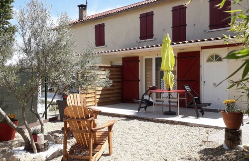 Vendres Apartment | studio mini farm