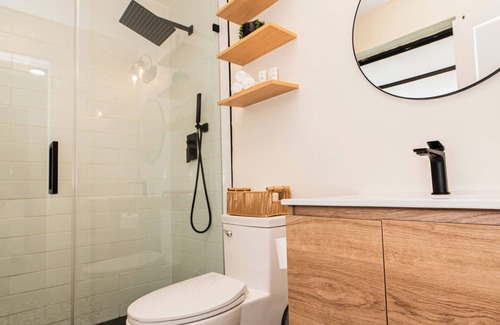 Sweetwater Apartment | Studio Moderno | 5 min FIU