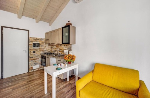 Pompeiana Apartment | Studio Pelagos - Studio Apartment, Sleeps 3