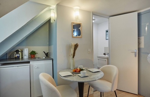 Gaillon Apartment | Studio Place Vendome Opera