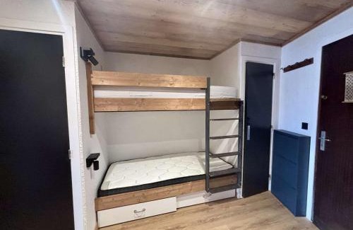 Cognet Apartment | Studio pour 6 à L'Alpe d'Huez, proche pistes, casier à skis - FR-1-405-363