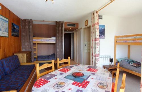 La Toussuire Apartment | Studio pour 6 pers avec balcon sud à La Toussuire - FR-1-417-52