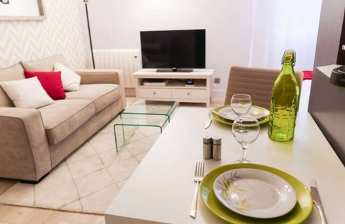 Lardenne Apartment | Studio Premium Toulouse Zénith - Parking, Métro et Netflix