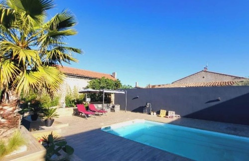 Les Pennes-Mirabeau Apartment | Studio Privé Maison Piscine