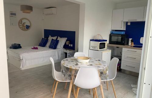 Sainte-Anne Apartment | studio rénové « Ti Kay des Salines »
